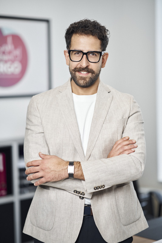 Mitarbeiterportrait im Büro 1